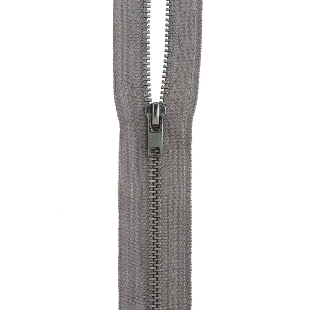 512-04__Reissverschluss_Hose_und_Rock_12_cm_grau_B2_3840x3840